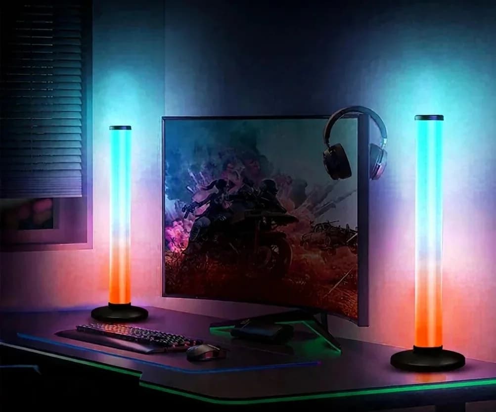 360-kraadine RGB helireaktiivne lauavalgusti rakenduse ja puldiga juhtimisega