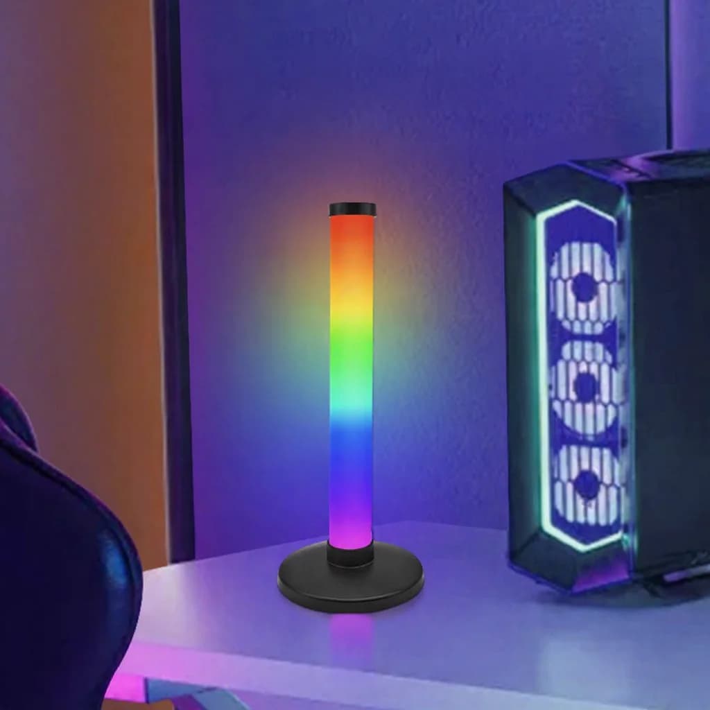 RGB helireageeriv meeleoluvalgus lauaarvuti mängimiseks
