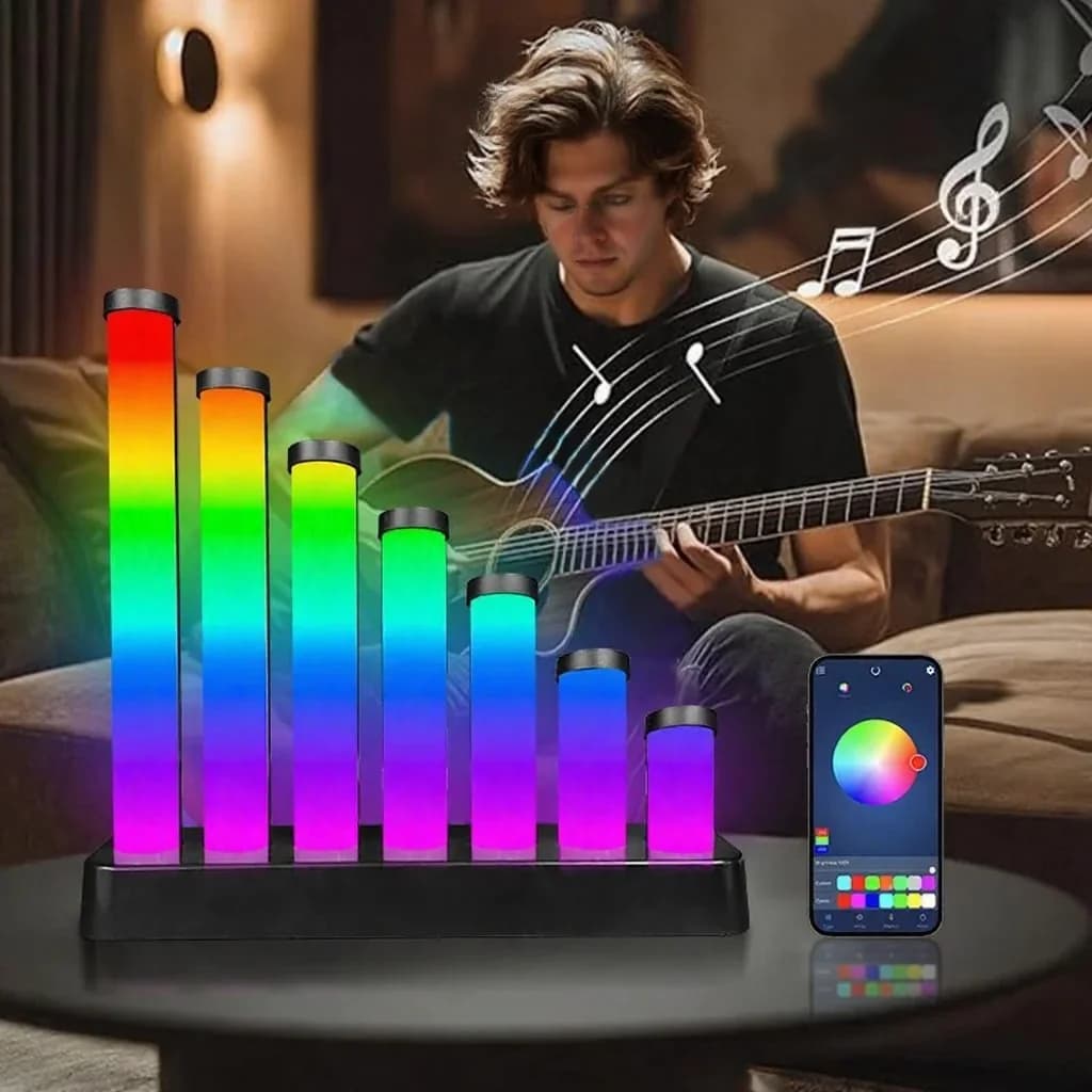RGB helireageeriv LED lauavalgusti rakenduse juhtimisega