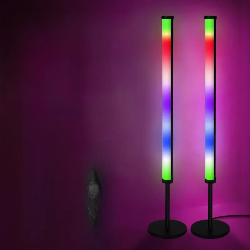 RGB LED lauavalgusti muusika sünkroonimise ja rakenduse juhtimisega